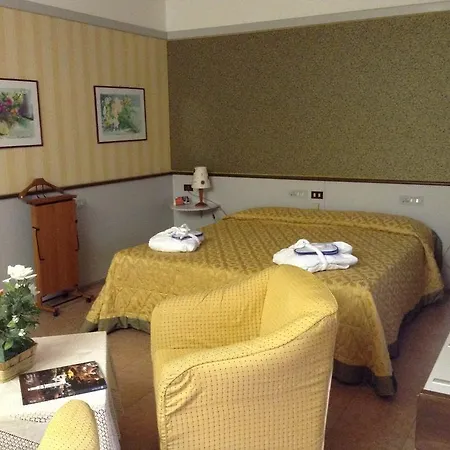 Hotel Maxim