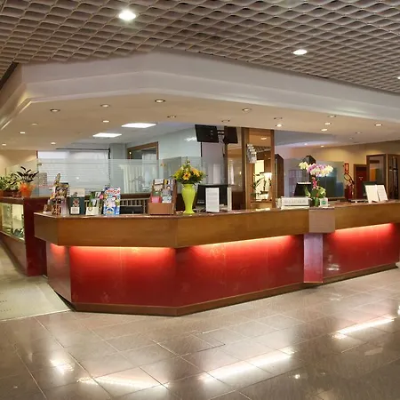 Hotel Maxim 4*