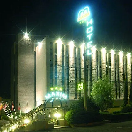 Hotel Maxim